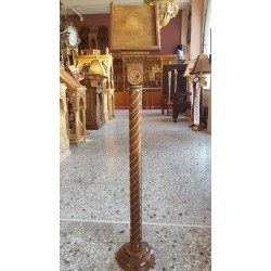 Κολονάκια προσκυνήματος 